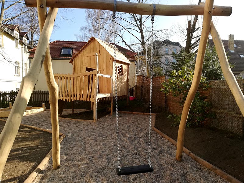 holzwunderland, enrico, schmidt, leipzig, holz, tischler, möbel, individuelle, lampe, design, kita, spielplatz, baumhaus